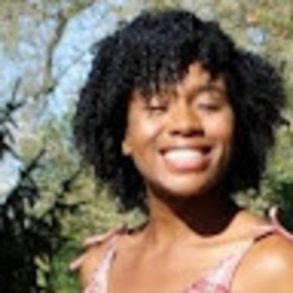 Meet your Posher, Kara
